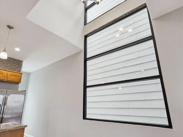 802 Waverly St #D — Photo 6