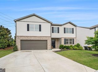 420 Maple Brook Dr, Dawsonville, GA 30534