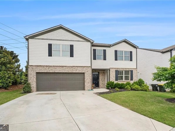 420 Maple Brook Dr, Dawsonville, GA 30534