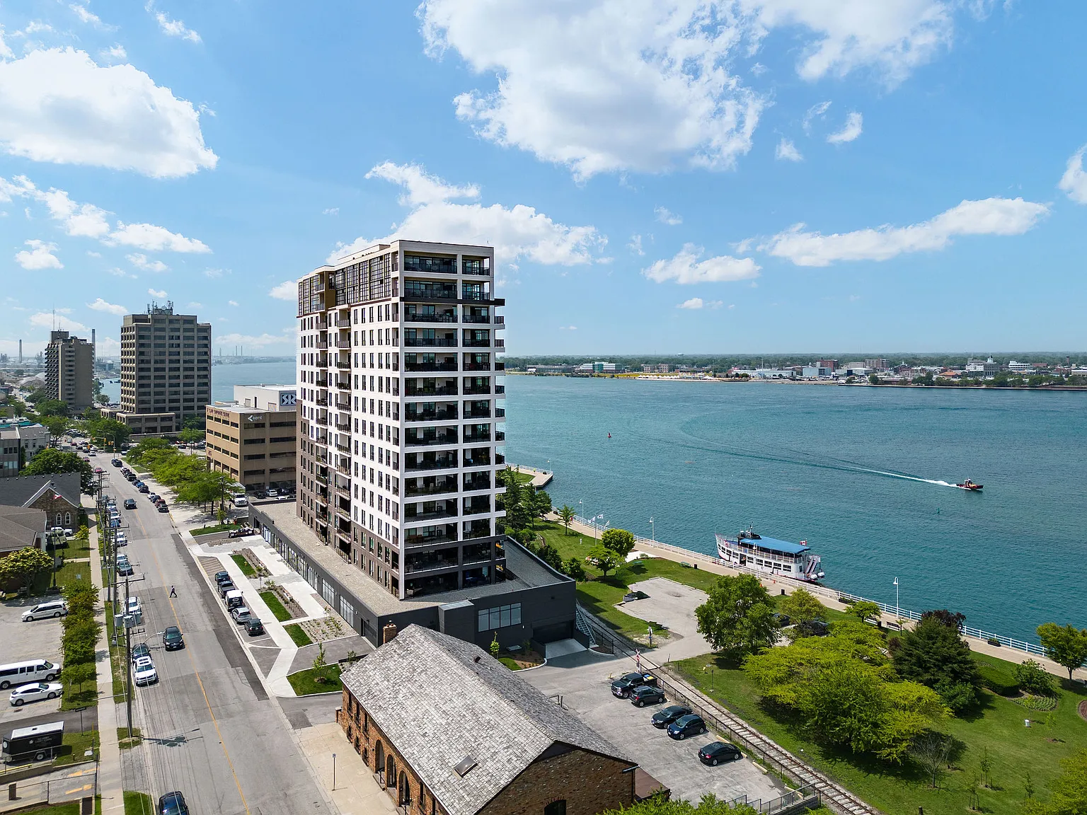 The Bayfront — Photo 4
