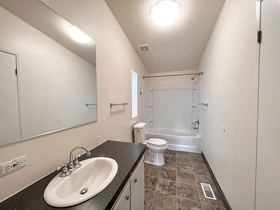 5th image of 65280 76th St