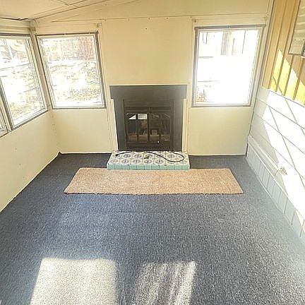 3rd image of 124 Chalet Ln