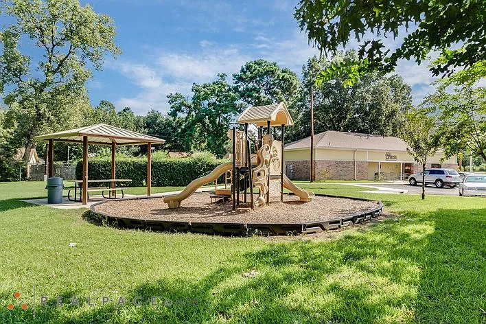 4715 Hilry Huckaby III Ave #4715 — Photo 4