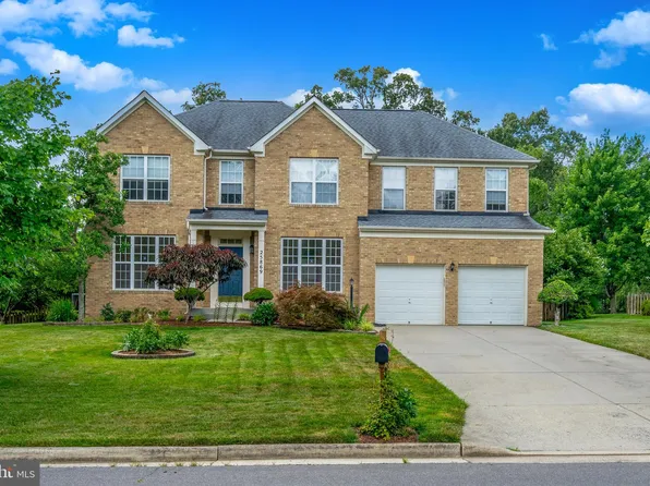 25869 Spring Farm Cir, Chantilly, VA 20152