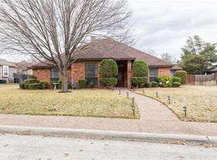215 Sandy Creek Pl, Desoto, TX 75115