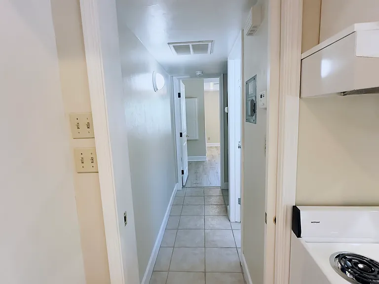 4835 P St #B — Photo 16