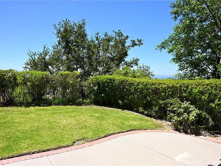 19850 Sierra Meadows Ln — Photo 48