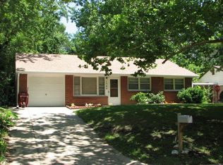 1540 Hartford Rd, Manhattan, KS 66502