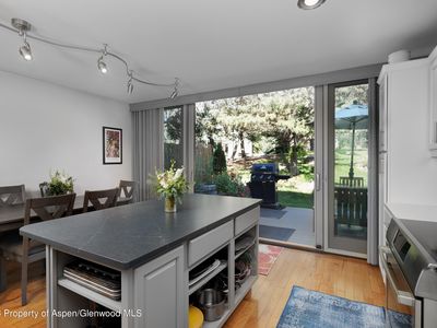 805 Pinon Dr APT 11, Basalt, CO, 81621