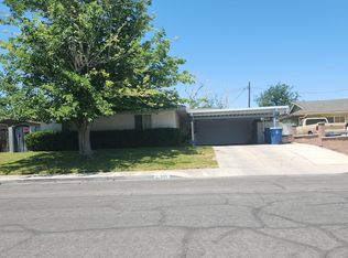 309 Hibiscus Dr, Las Vegas, NV 89107