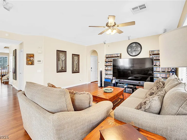668 Sunrise Lake Pl — Photo 13