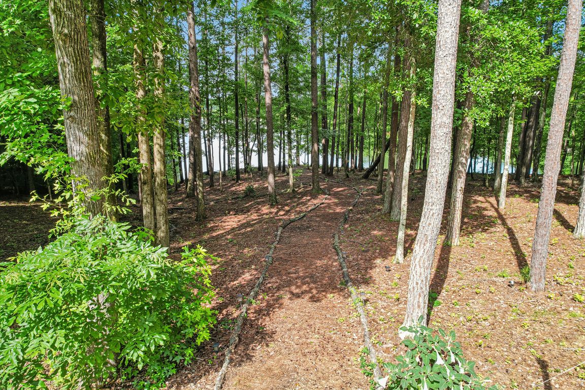 Driftwood Ct-S2006-014.jpg
