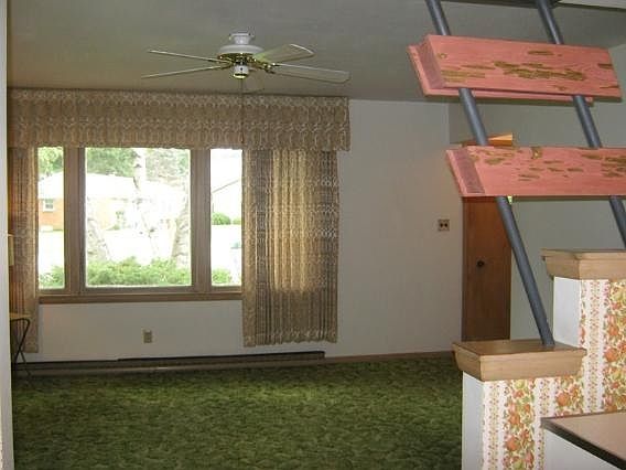 2nd image of 10065 W Fiebrantz Ave