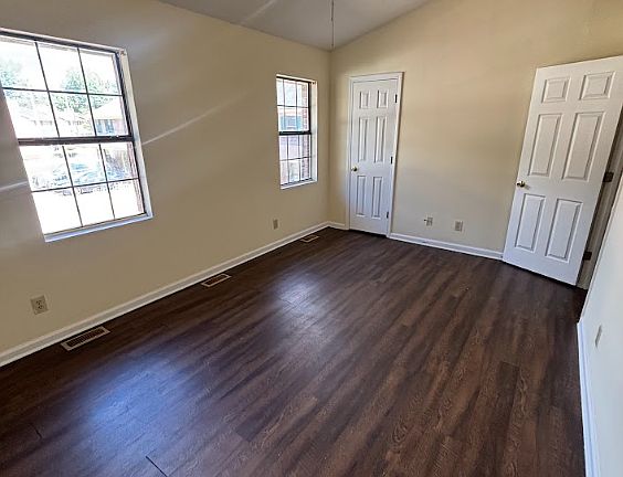 4th image of 3141 Sierra Ct