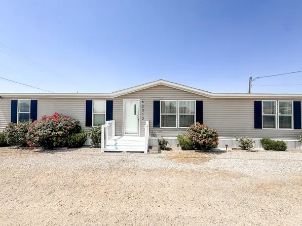 2012 Algerita St, Carlsbad, NM 88220