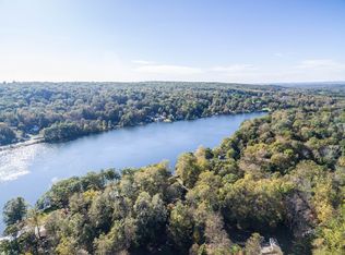 6 Craigmoor Rd S, Ridgefield, CT 06877