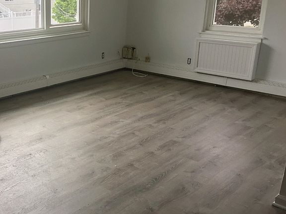 5th image of 37 Ebbitts St Floor 2