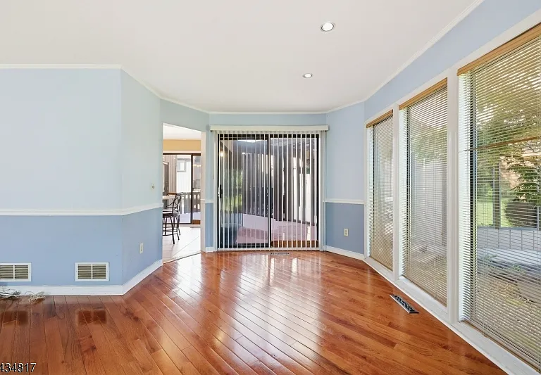 15 Delbarton Ct — Photo 11