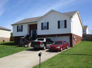 122 West Dr, Clarksville, TN 37040