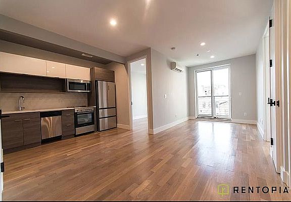3rd image of 743 Lafayette Ave #4F