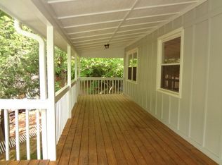 56 Leaning Tree Ln, Franklin, NC 28734