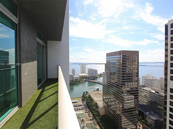 500 Brickell Ave APT 4110, Miami, FL 33131