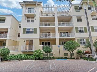 7522 SW 102nd St #205, Pinecrest, FL 33156