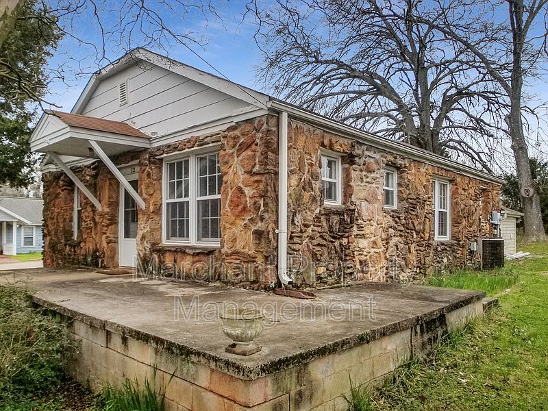 12 Burgess Ave, Greenville, SC 29609 Zillow