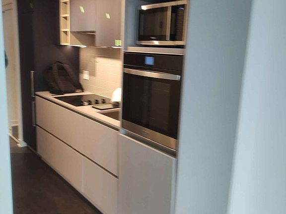 2nd image of 319 Jarvis St #809