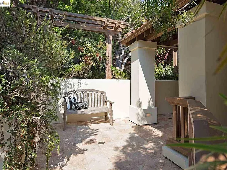 930 Aquarius Way — Photo 29