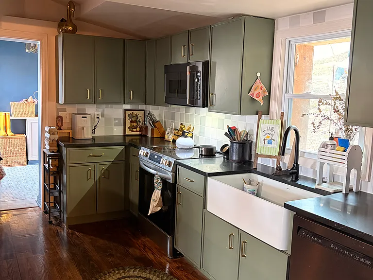 122 E Logan St — Photo 13