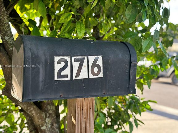 4th image of 276 E 12th St