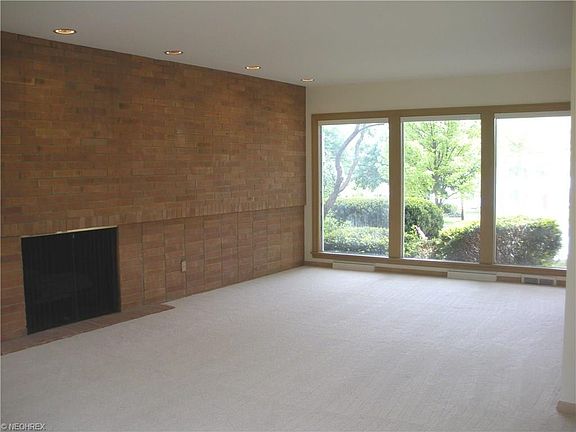 4th image of 21411 Almar Dr