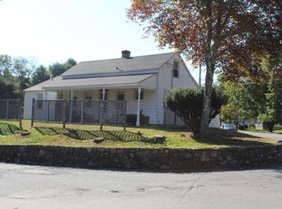 381 S Barre Rd, Barre, MA 01005