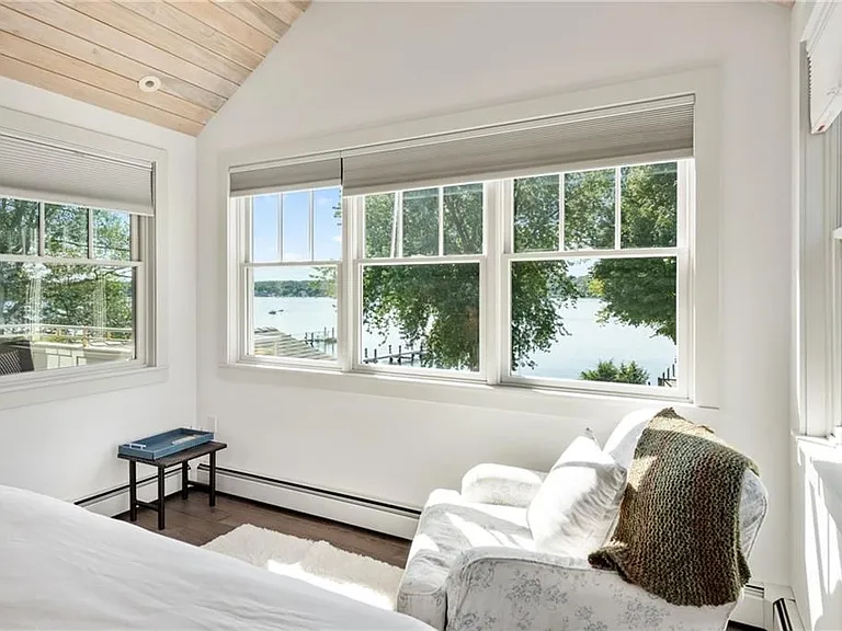 39 Shore Dr — Photo 16