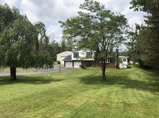 713 Orange Rd, Dallas, PA 18612