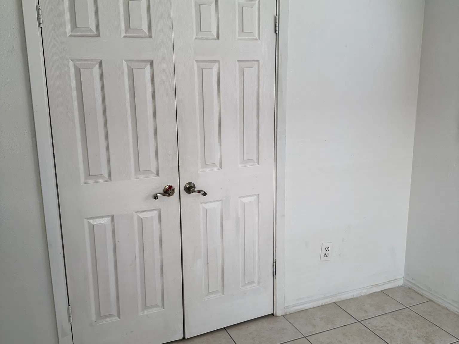4 bed, 1689 sqft, $2,500 — Photo 4
