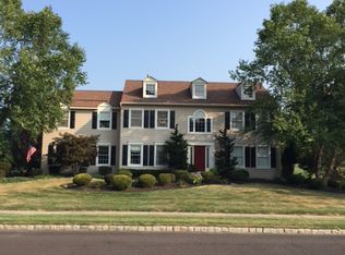2034 Leedoms Dr, Newtown, PA 18940