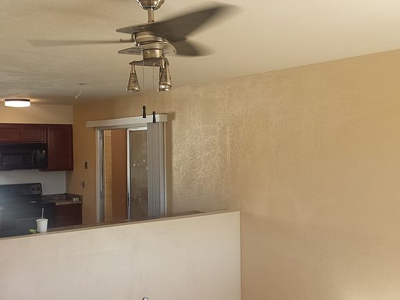 2nd image of 4430 W Sunnyslope Ln