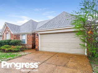6959 Naples Dr, Cordova, TN 38018