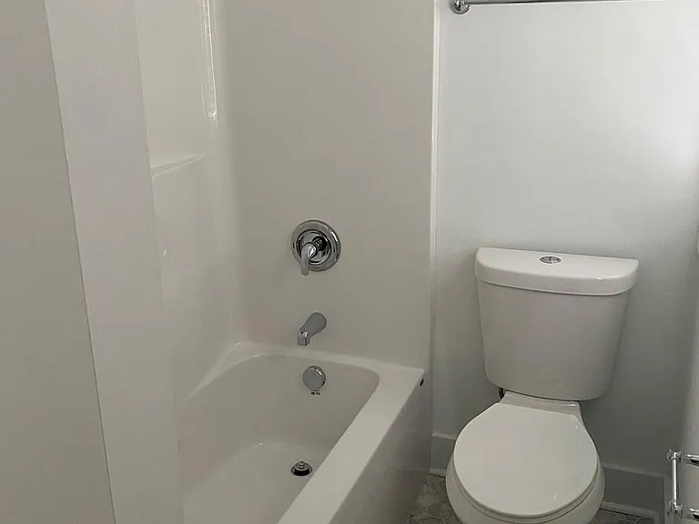 95 Troup St #3 — Photo 13