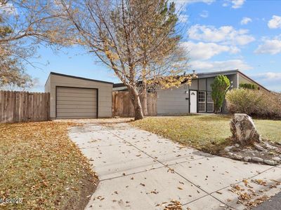 11642 Green Mountain St, Reno, NV, 89506