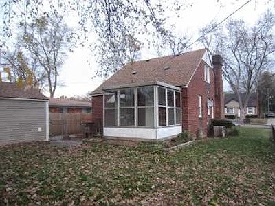 2nd image of 204 S Josephine Ave