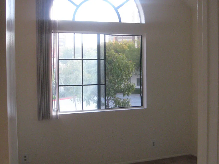 9280 Towne Centre Dr #45 — Photo 8