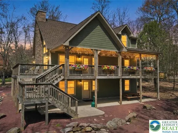 12 Lupine Dr, Lake Harmony, PA 18624