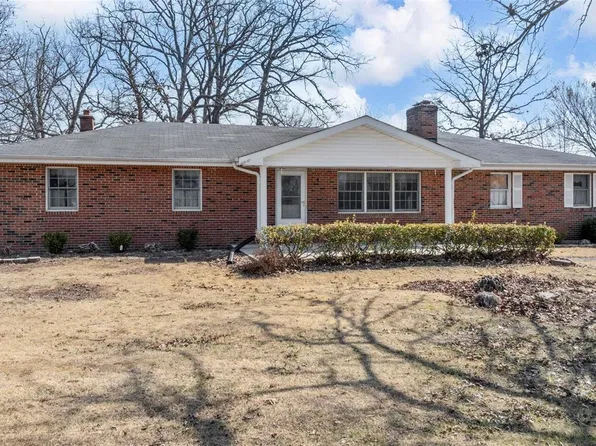 3090 Scott Rd, Moscow Mills, MO 63362
