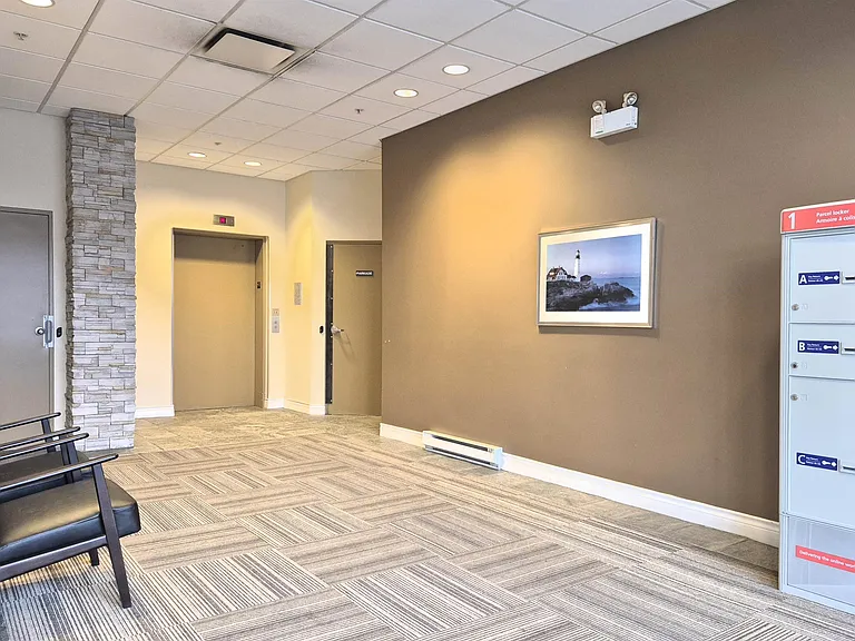 84 Grant St #2010 — Photo 15