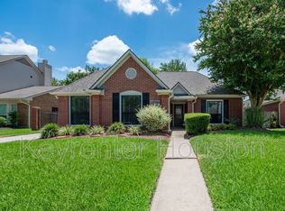 926 Sunrise Knoll Way, Houston, TX 77062