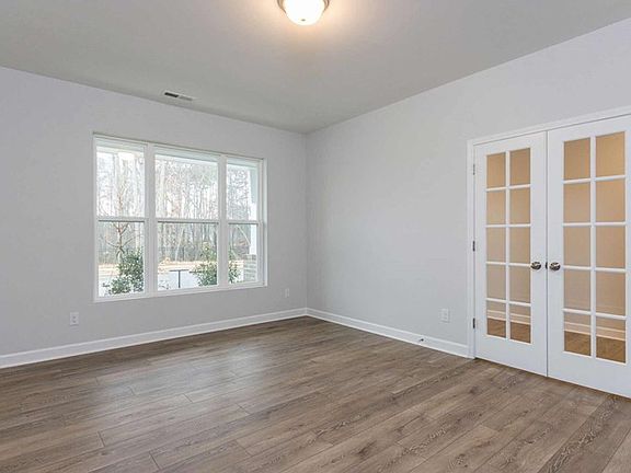 The Stonehurst - Study