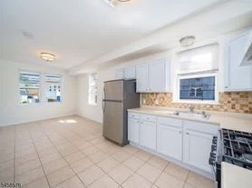 613 Ridge Rd, Lyndhurst, NJ